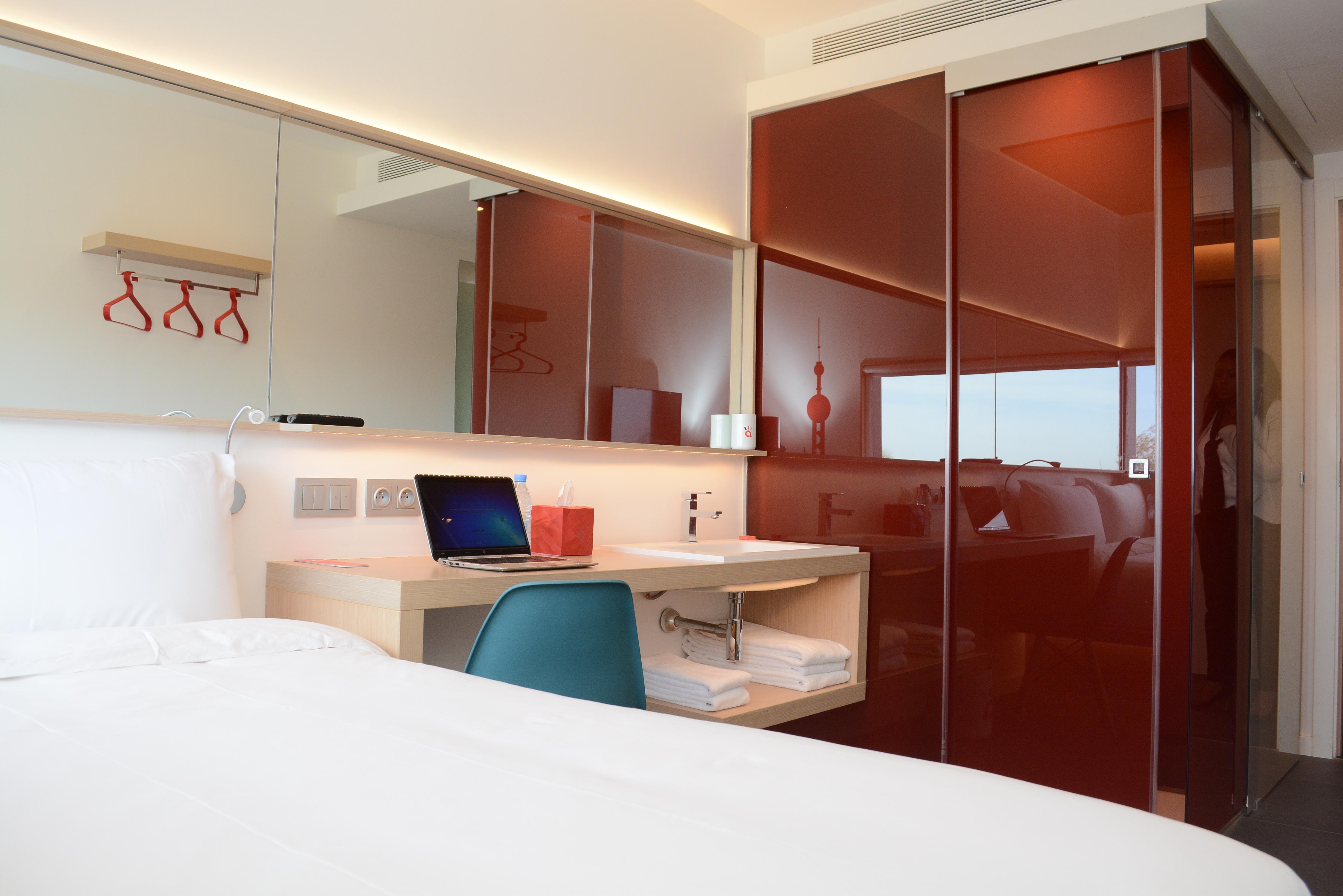 Yaas Almadies Hotel